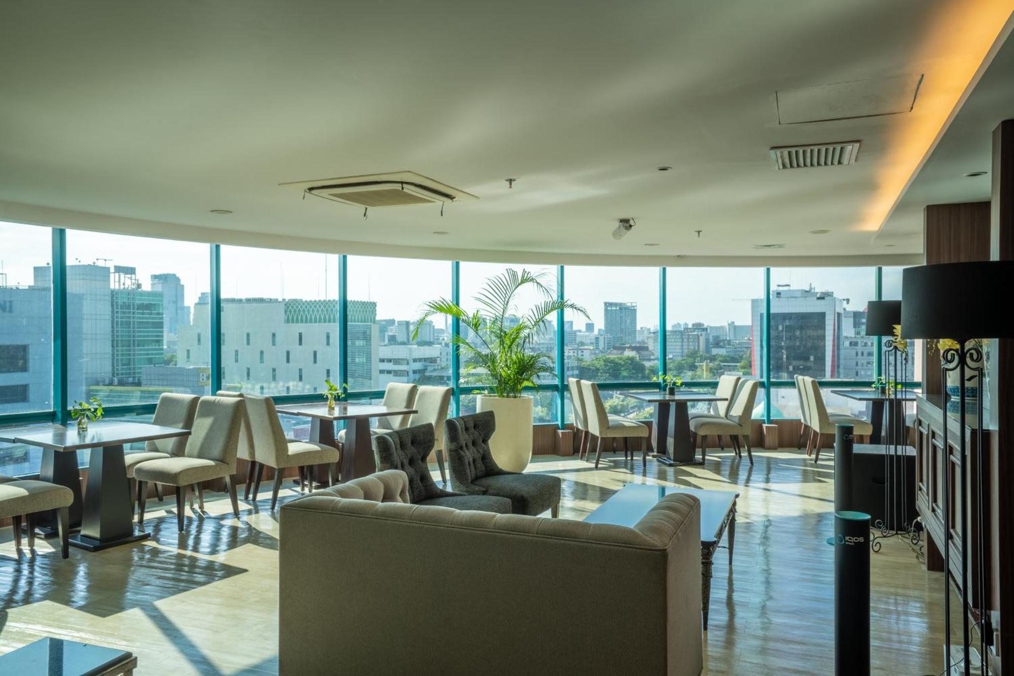 The Acacia Hotel Jakarta Luaran gambar